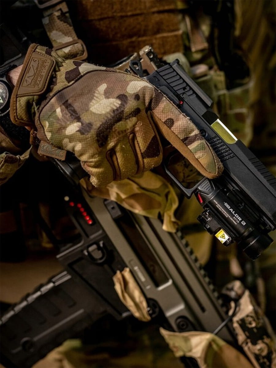 Taktinės pirštinės "Fastfit" Multicam - MECHANIX